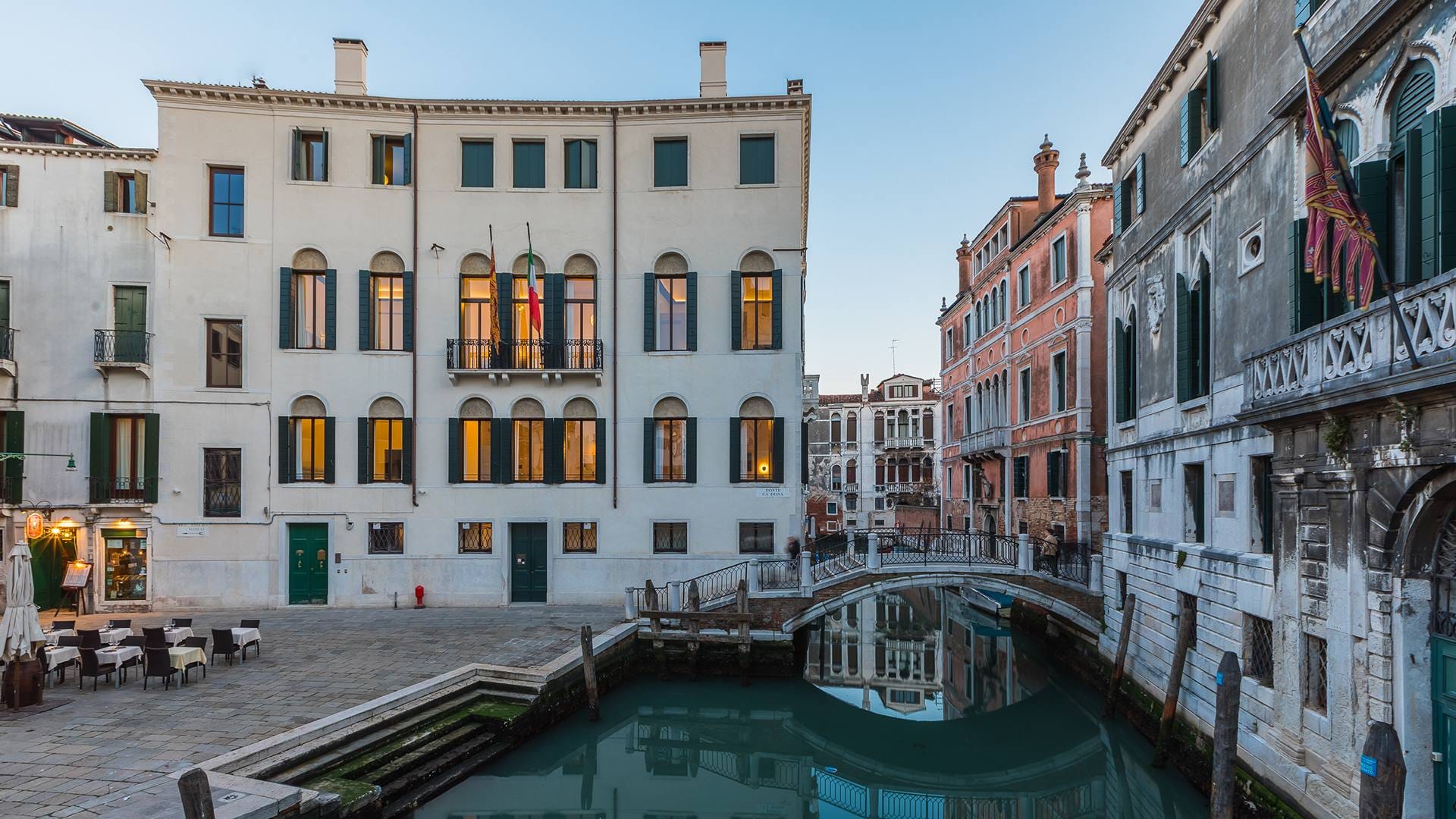 Hero Desk About Us Palazzo Morosini Venezia